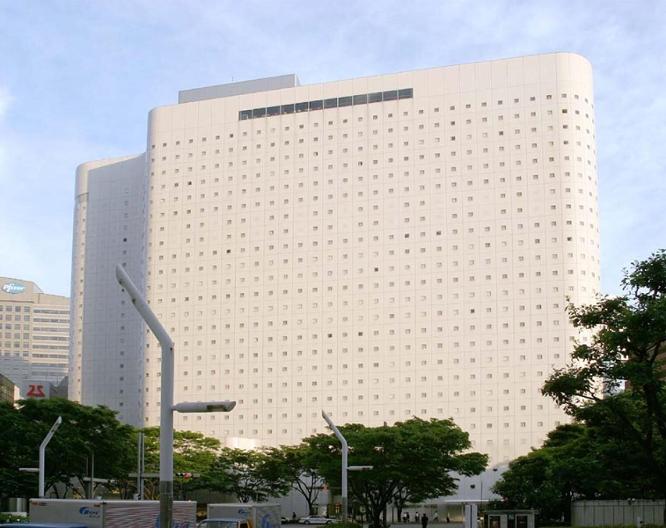 Shinjuku Washington - Außenansicht