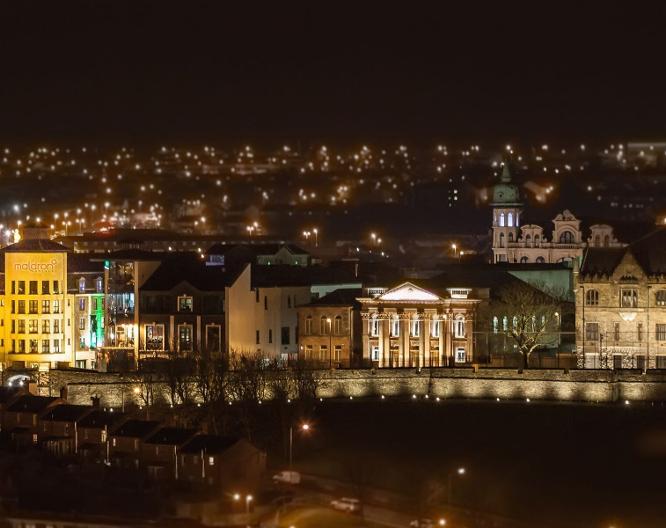 Maldron Hotel Derry - Außenansicht
