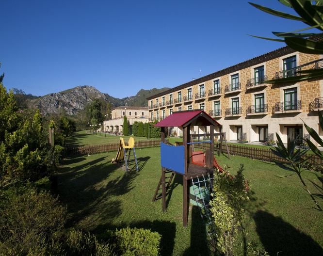 Parador de Cangas de Onis - Außenansicht