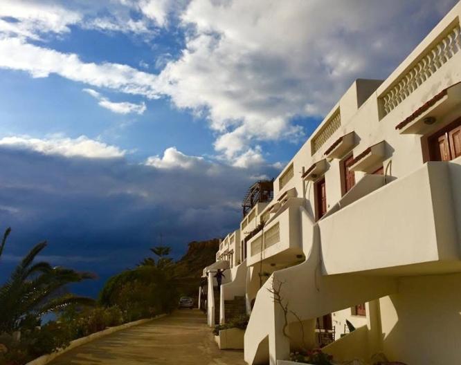 SUNSET HOTEL & STUDIOS - Außenansicht