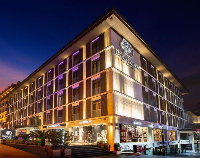Doubletree by Hilton Istanbul Old Town - Außenansicht