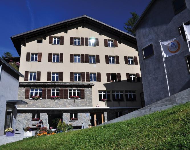 Zermatt Youth Hostel - Außenansicht