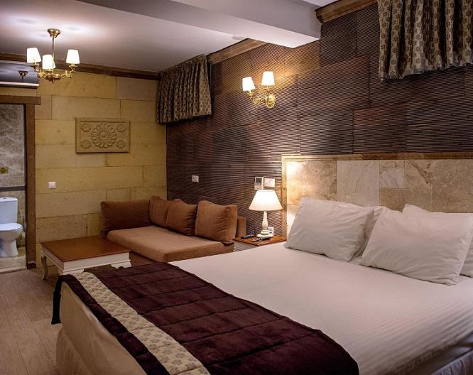 Wineport Lodge Agva - Außenansicht