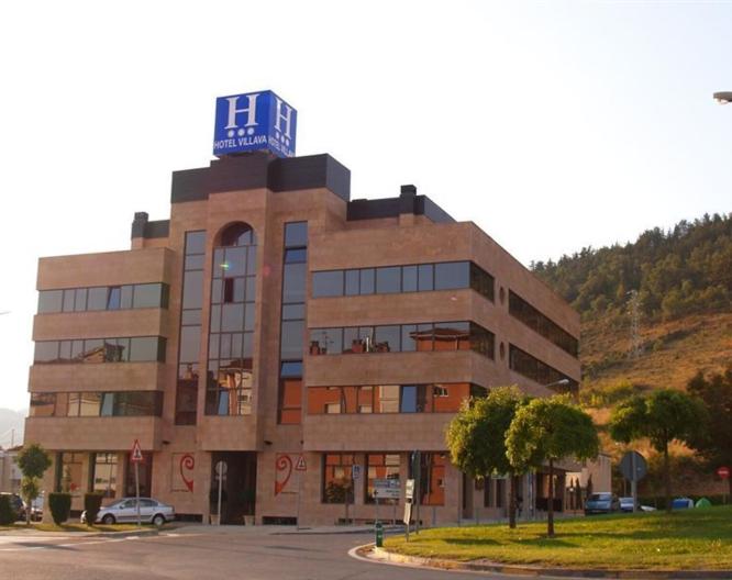 Hotel Villava Pamplona - Außenansicht