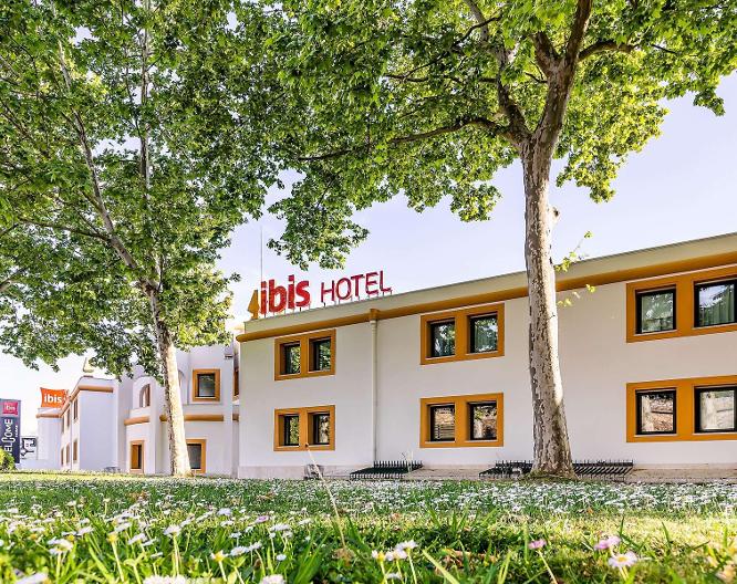 ibis Évora - Außenansicht