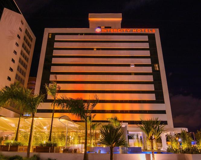 Intercity Salvador Aeroporto - Außenansicht