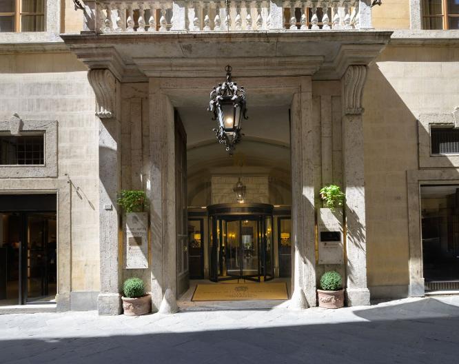 Grand Hotel Continental - Außenansicht