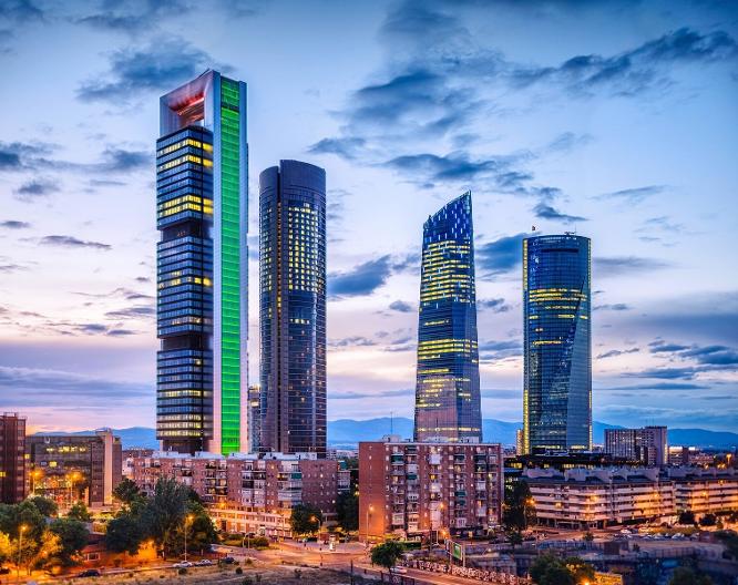 Hotel Madrid Centro Managed by Melia - Außenansicht