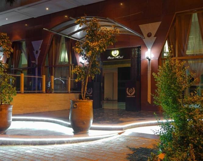 Oscar Hotel - Außenansicht