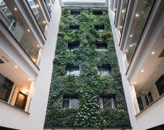 Catalonia Avinyo - Außenansicht