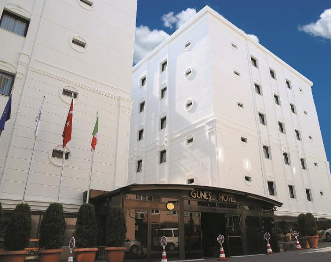 Günes Hotel Merter - Außenansicht