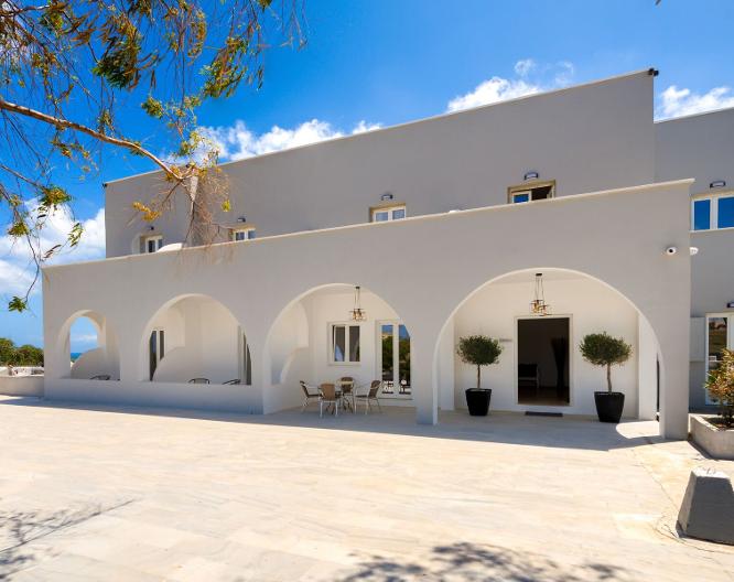 Anamar Santorini - Außenansicht