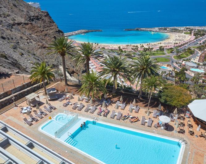 Hotel Chatur Palmera Mar - Außenansicht