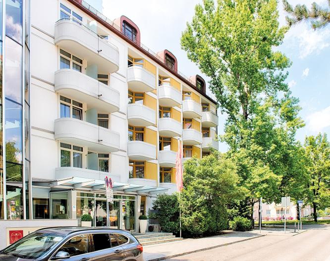 Leonardo Hotel & Residenz München - Außenansicht