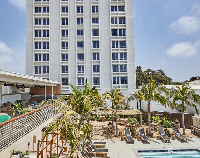 Hotel June West LA - Außenansicht