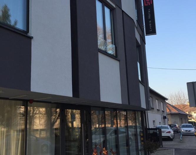 Livris Hotel - Außenansicht
