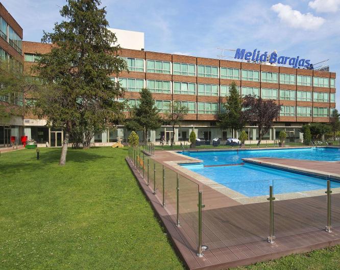 Meliá Barajas - Vue extérieure
