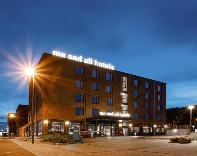 me and all hotel kiel - Außenansicht
