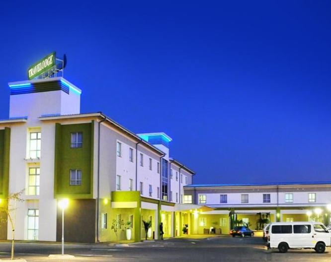 Travelodge - Außenansicht