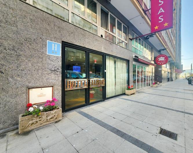 Hotel Faranda Express Alisas Santander - Außenansicht
