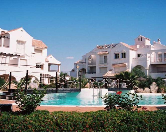 Apartamentos Golf Center Pueblo - Vue extérieure