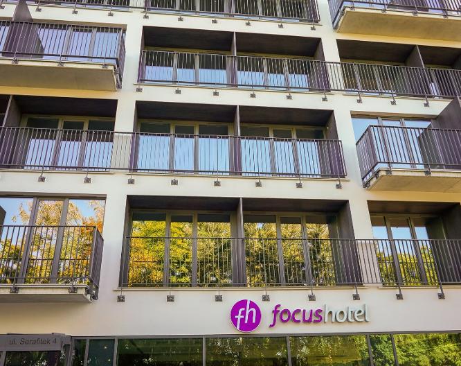 Hotel Focus Poznan - Außenansicht