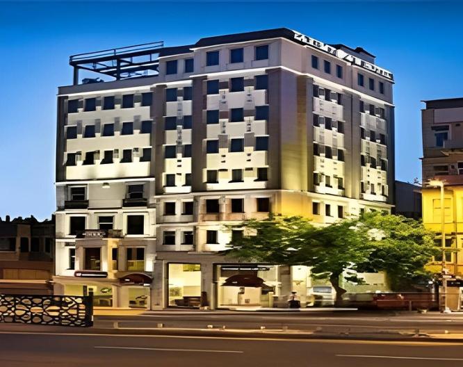 Taximtown Hotel - Außenansicht