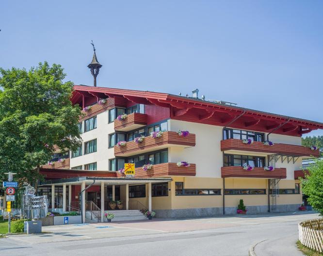 JUFA Hotel Altenmarkt - Außenansicht