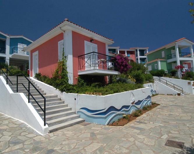 Porto Skala Hotel and Village - Außenansicht