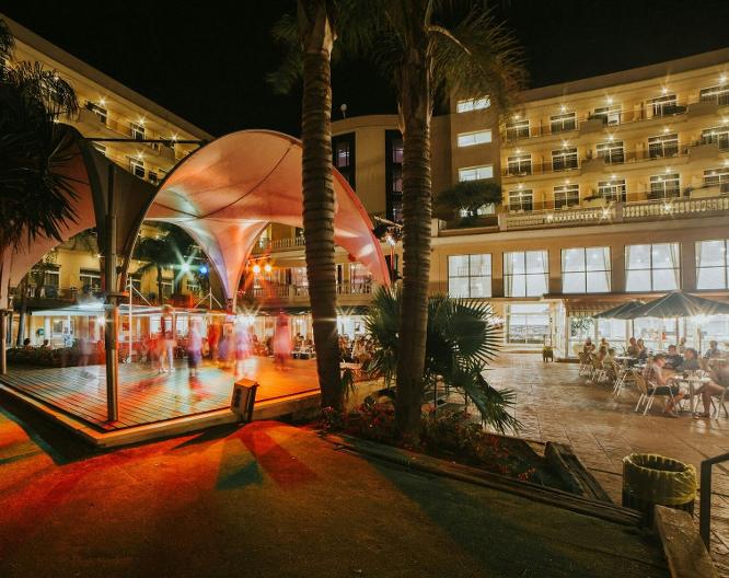 Hotel Palas Pineda - Vue extérieure