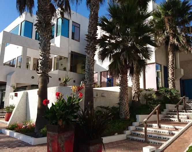 Las Rocas Resort & Spa - Außenansicht