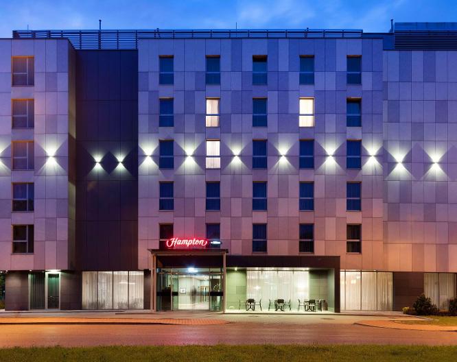 Hampton by Hilton Krakow - Außenansicht