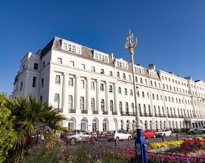 Bay Burlington Hotel - Außenansicht