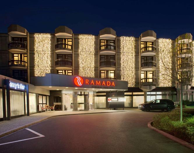 Ramada by Wyndham Nuernberg Parkhotel - Außenansicht