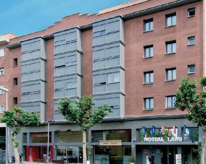 Hostal Lami - Außenansicht