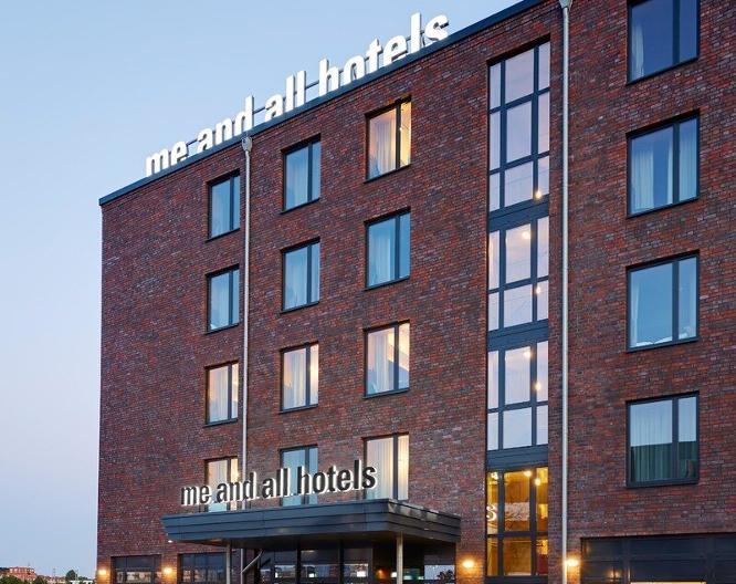 me and all hotel kiel - Außenansicht