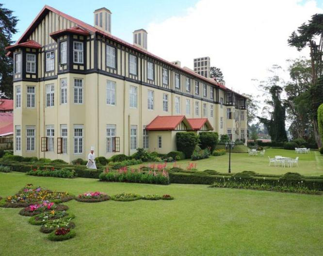 The Grand Hotel - Außenansicht