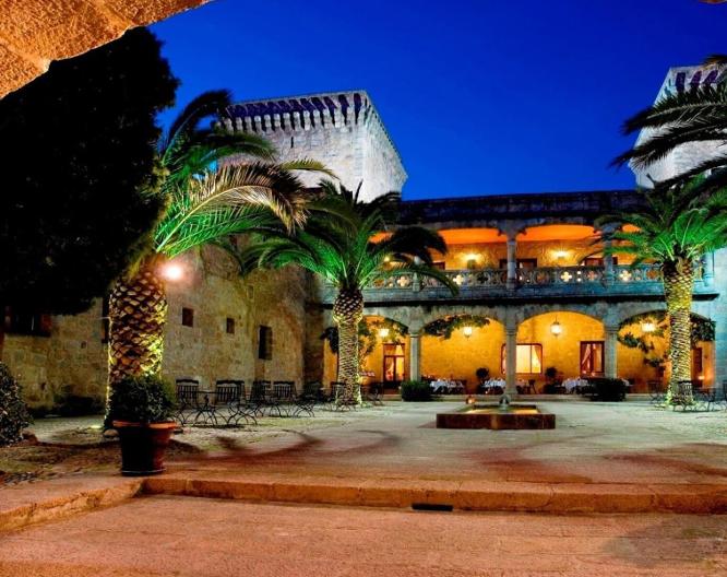 Parador de Jarandilla - Außenansicht