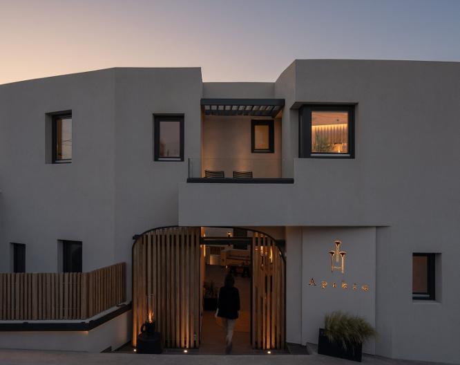 Apikia Santorini - Außenansicht