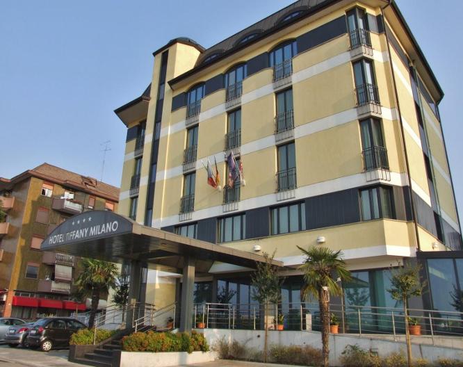 Tiffany Milano - Außenansicht