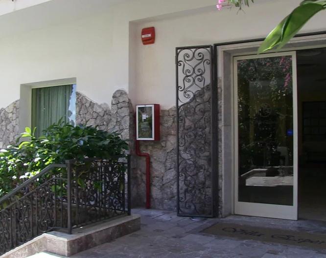 Villa Esperia - Außenansicht