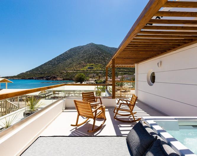 Nostos Beach Boutique Hotel - Landschaft