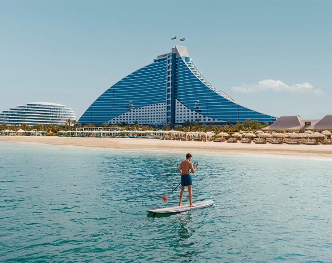 Jumeirah Beach Hotel - Außenansicht