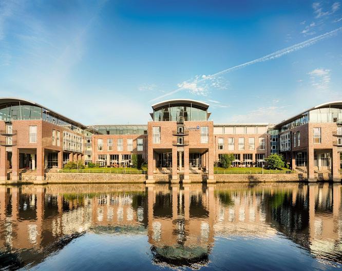 Radisson Blu Senator Lübeck - Außenansicht