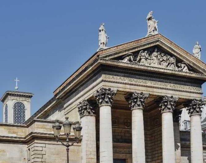 Lorette Opera Astotel - Außenansicht