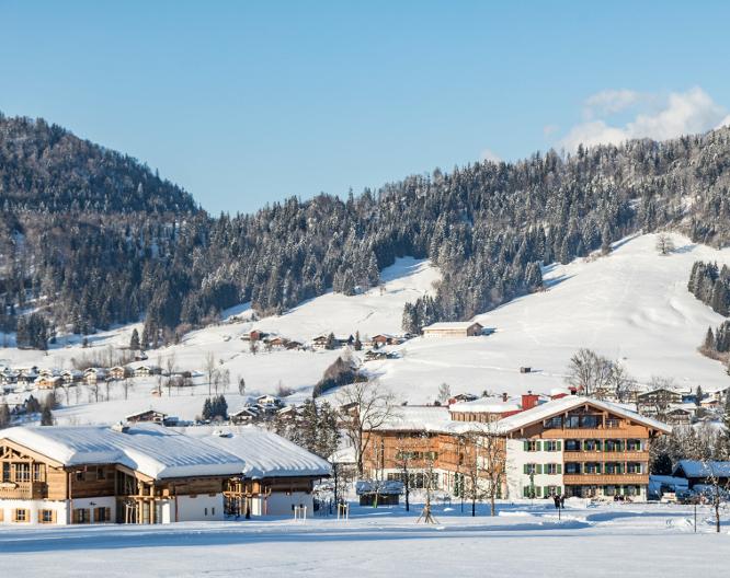 Relais & Châteaux Gut Steinbach - Außenansicht