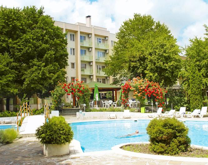 Hotel Ljuljak - Außenansicht