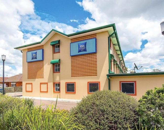 ibis budget Casula Liverpool - Außenansicht