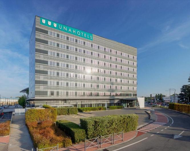 UNAHOTELS San Vitale Bologna - Außenansicht