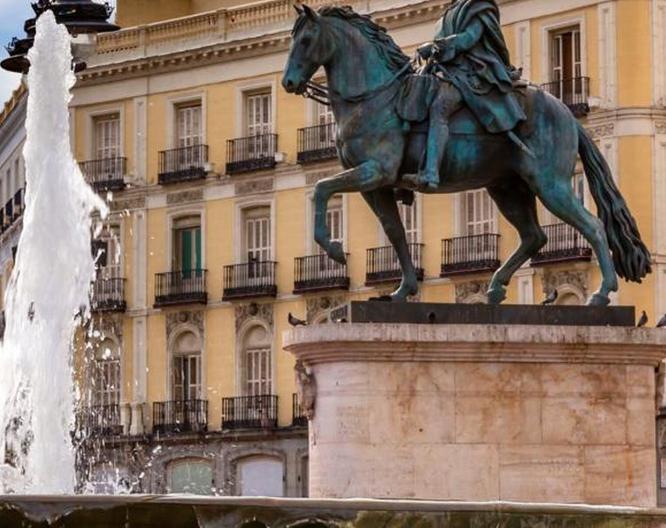 Casual Madrid del Teatro - ZIN - Außenansicht